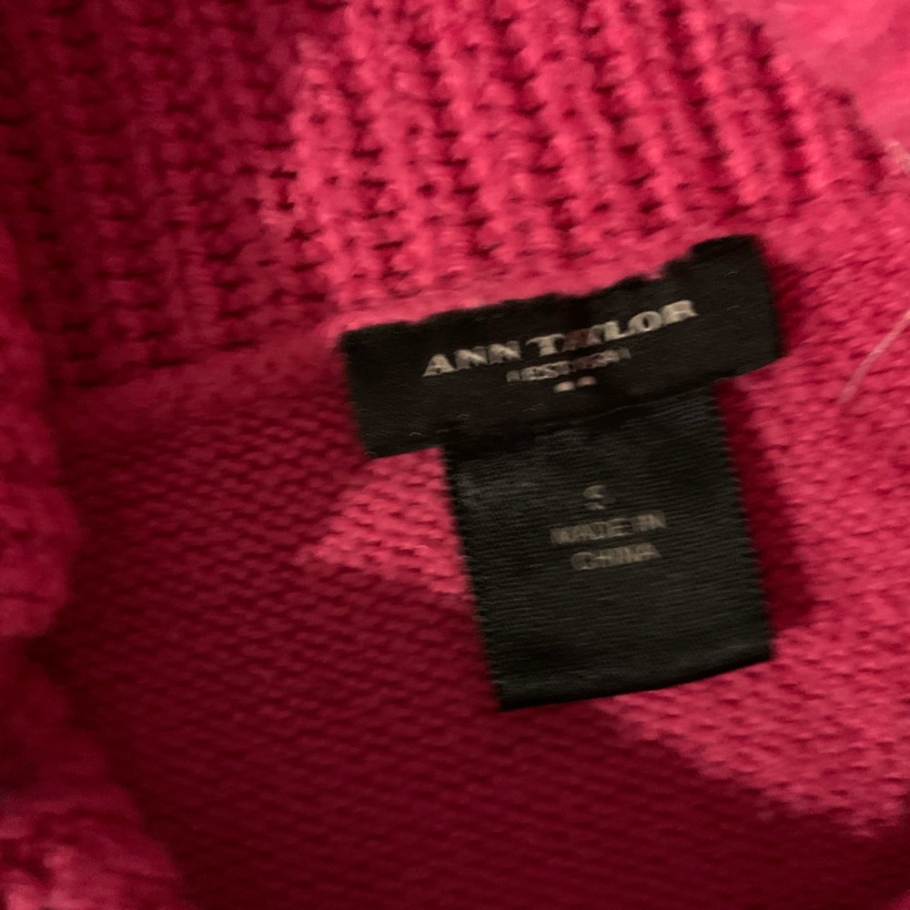 Ann Taylor Pink Long Sleeve Cowl Neck sweater - Picture 3 of 5